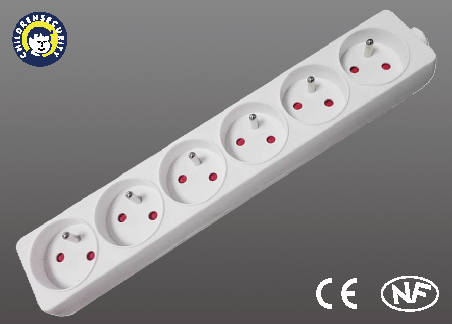 French Socket