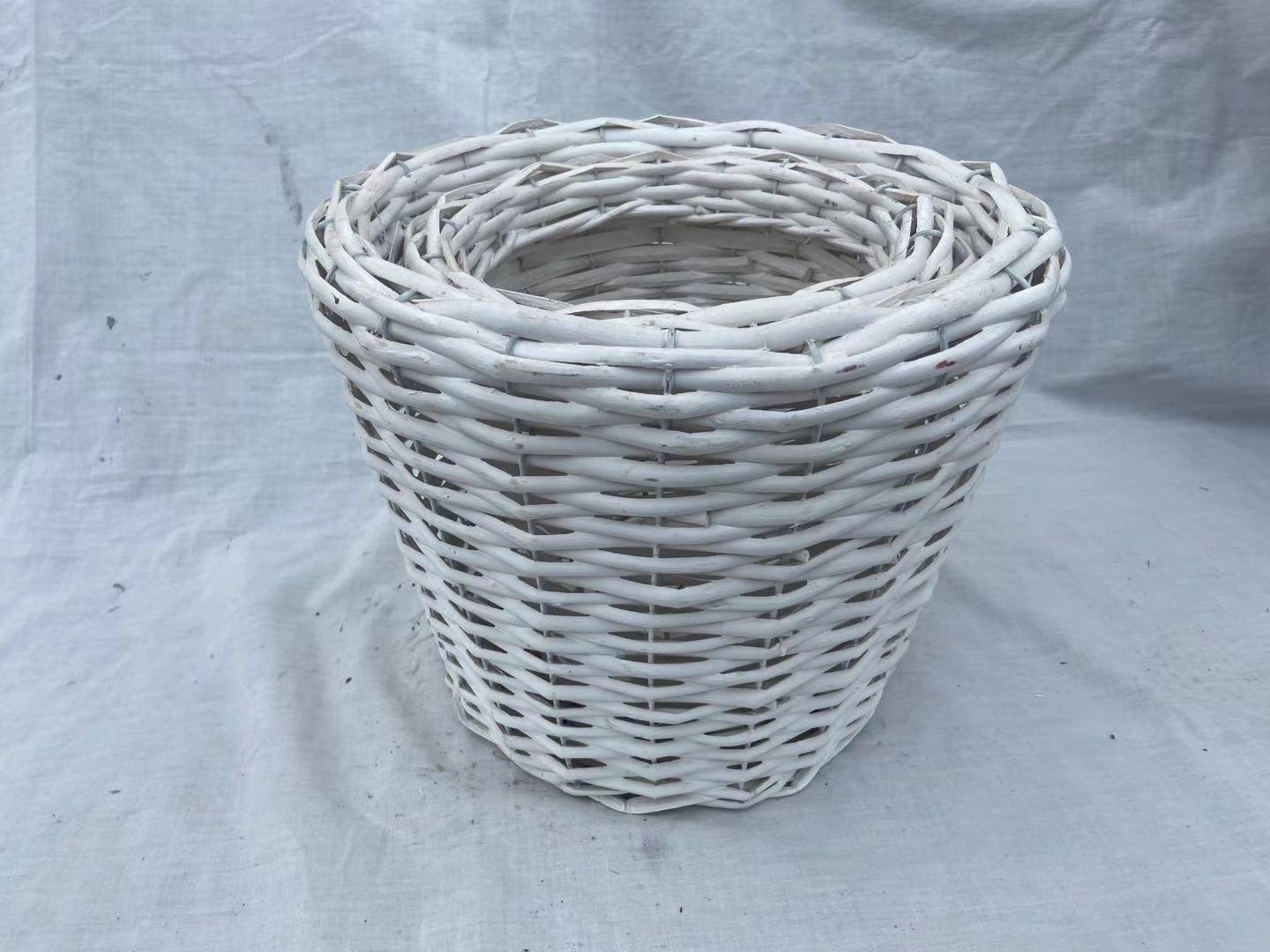 LINYI YIFENG HANDICRAFT CO.,LTD – Metal basket 2