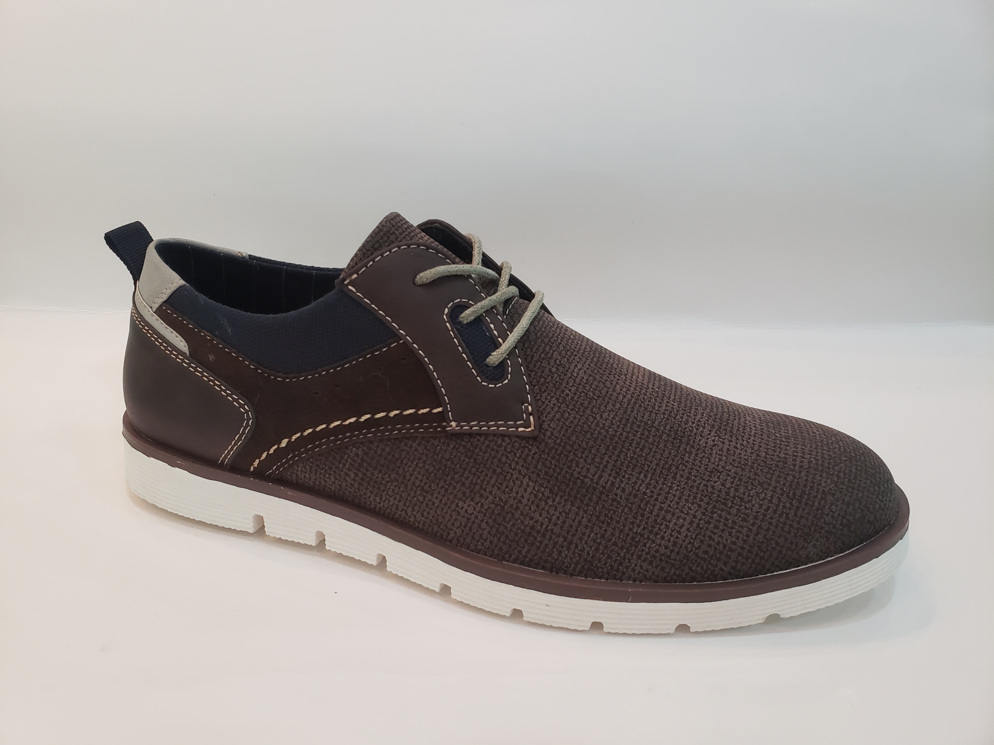 casual shoes