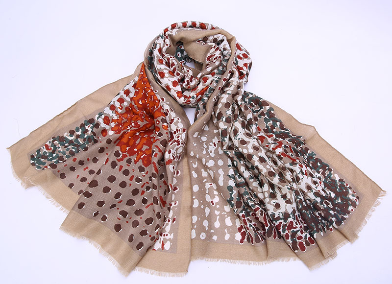 Heavy brushed scarf with print