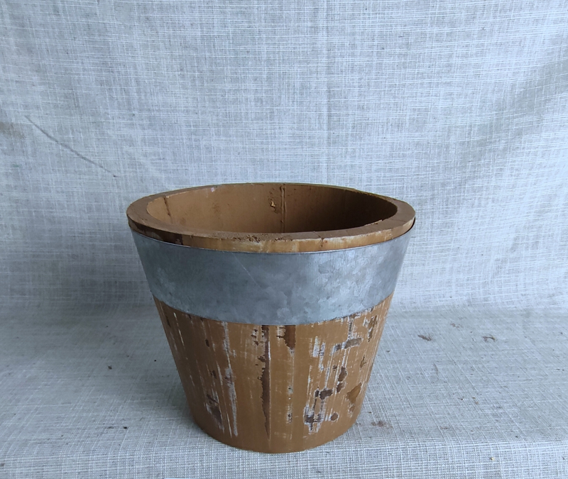 Wood planter