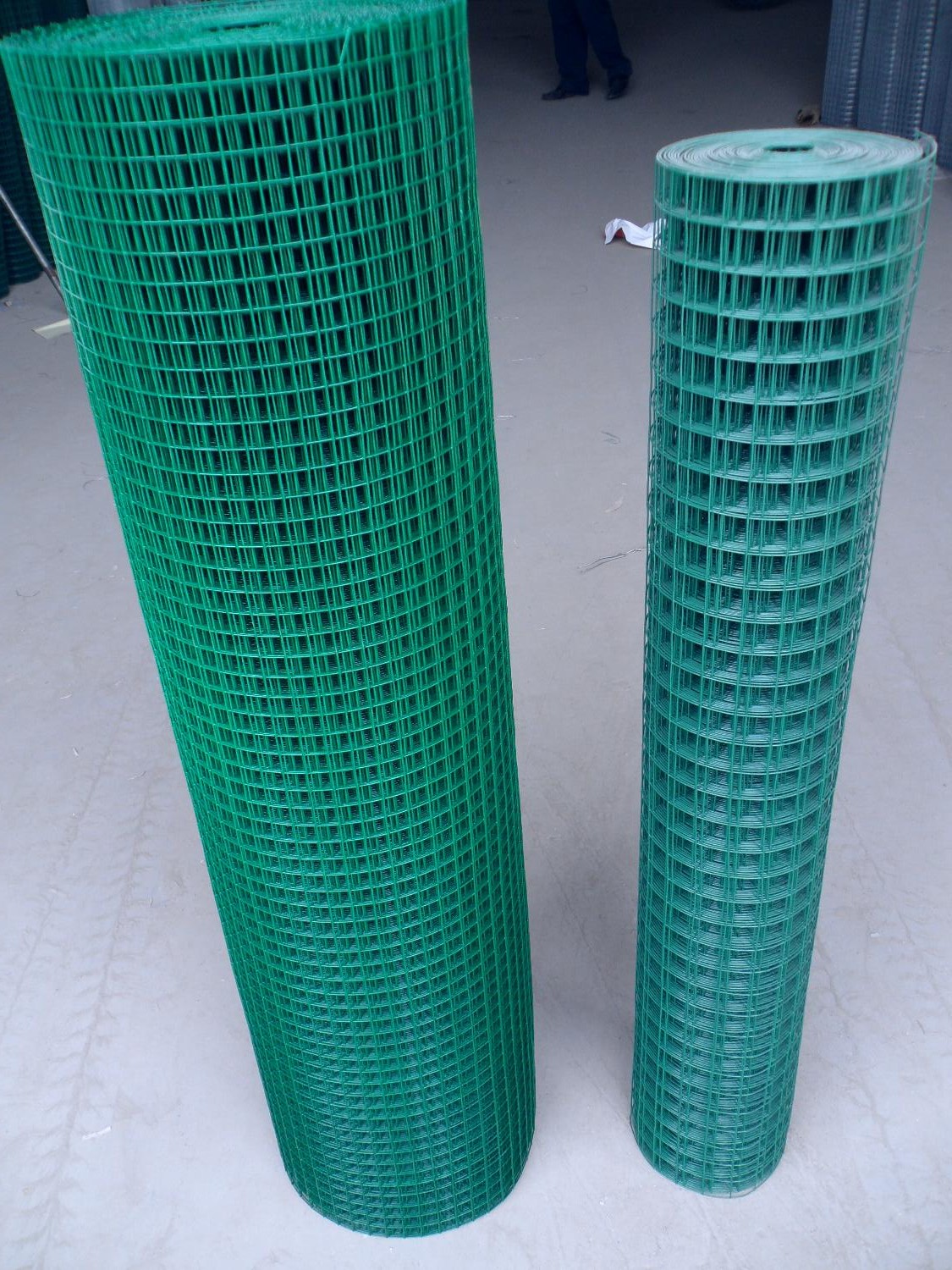 green welded square mesh
