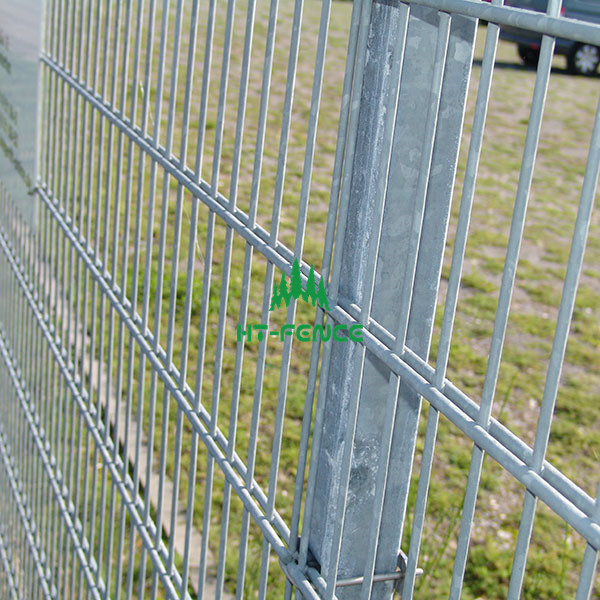 Double wire fence