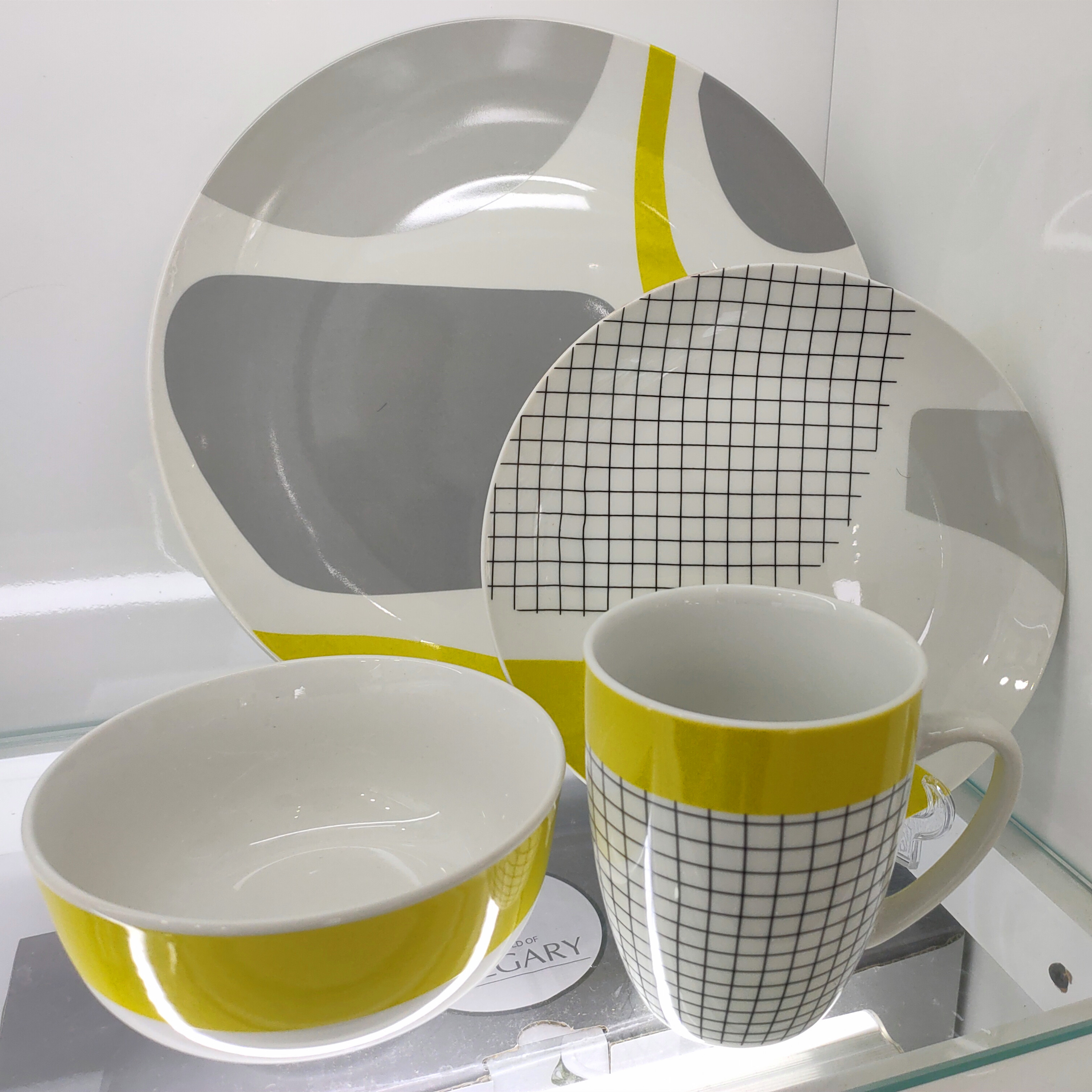 16 PCS White Porcelain Dinnerware