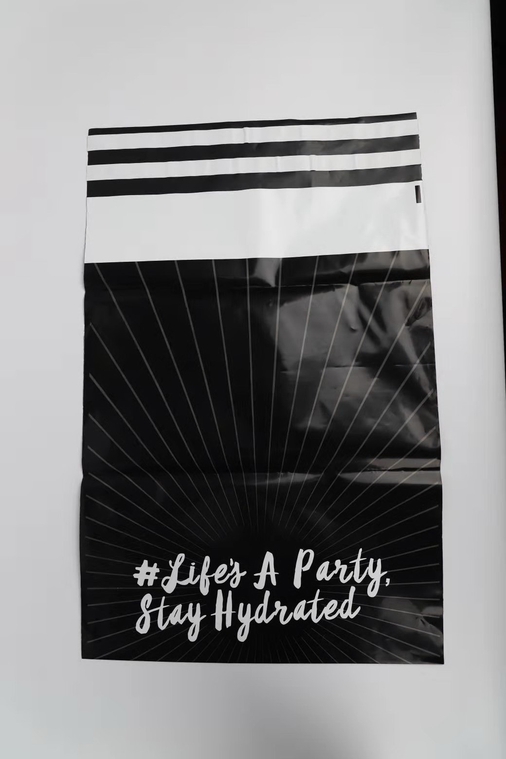 E-store courier bag with double seal tape