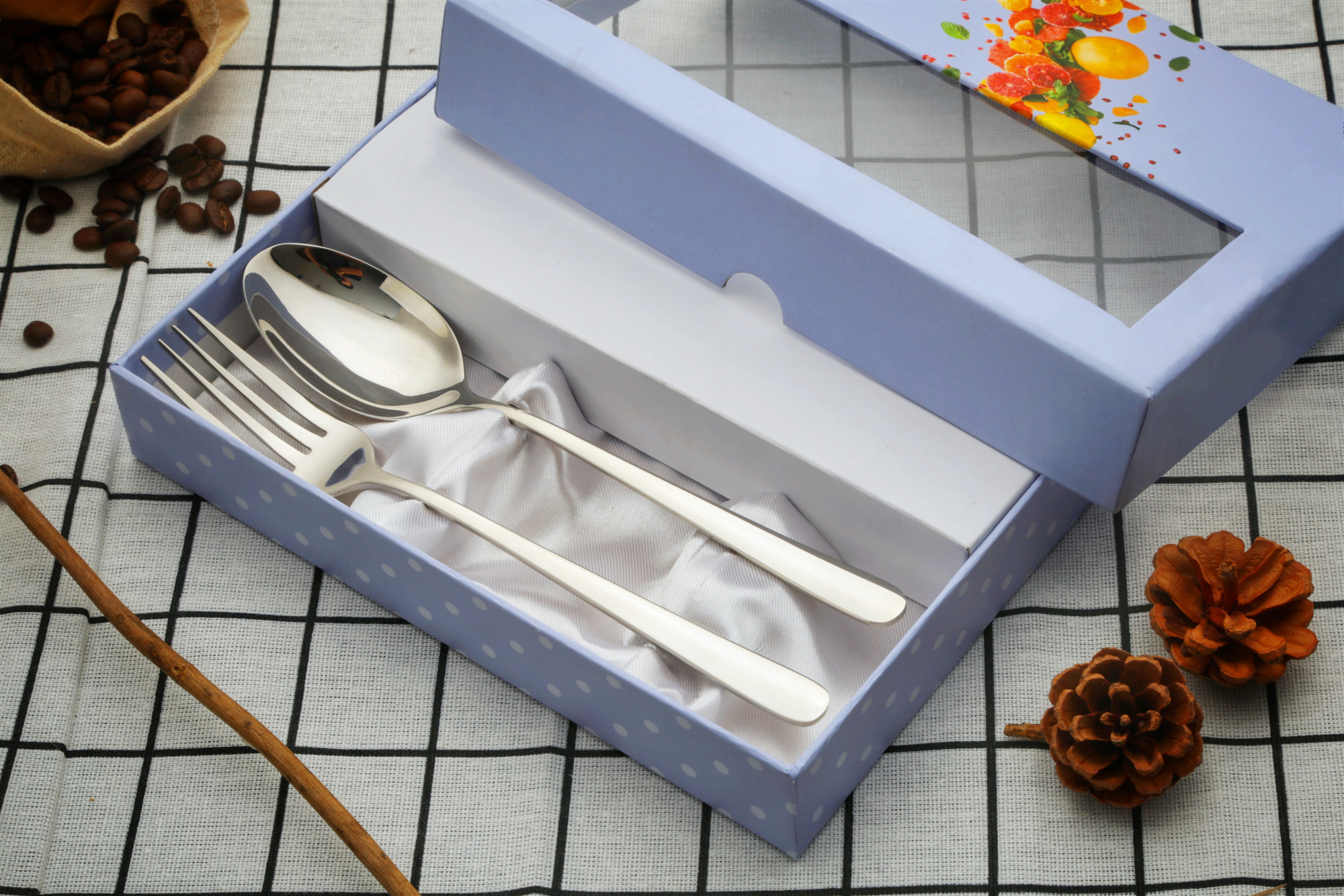 6pcs table spoons and 6pcs table forks