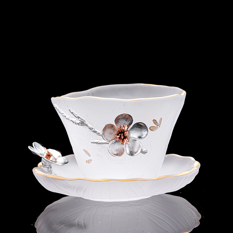 Guaranteed quality reusable frosted borosilicate glass tea cup and saucer