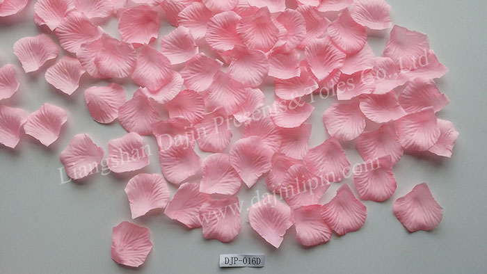 Rose petals