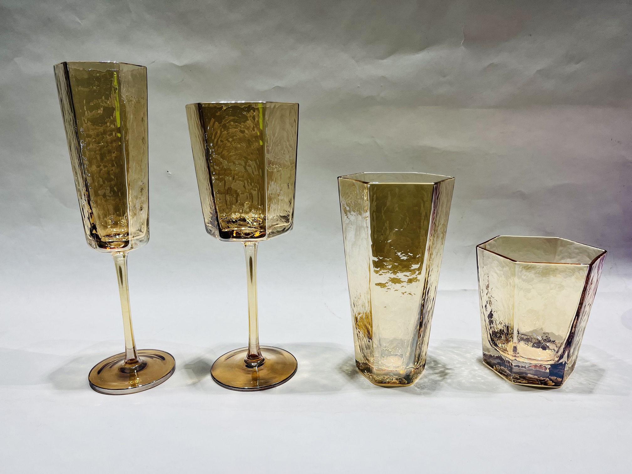 amber plating & smoke plating wine glasses