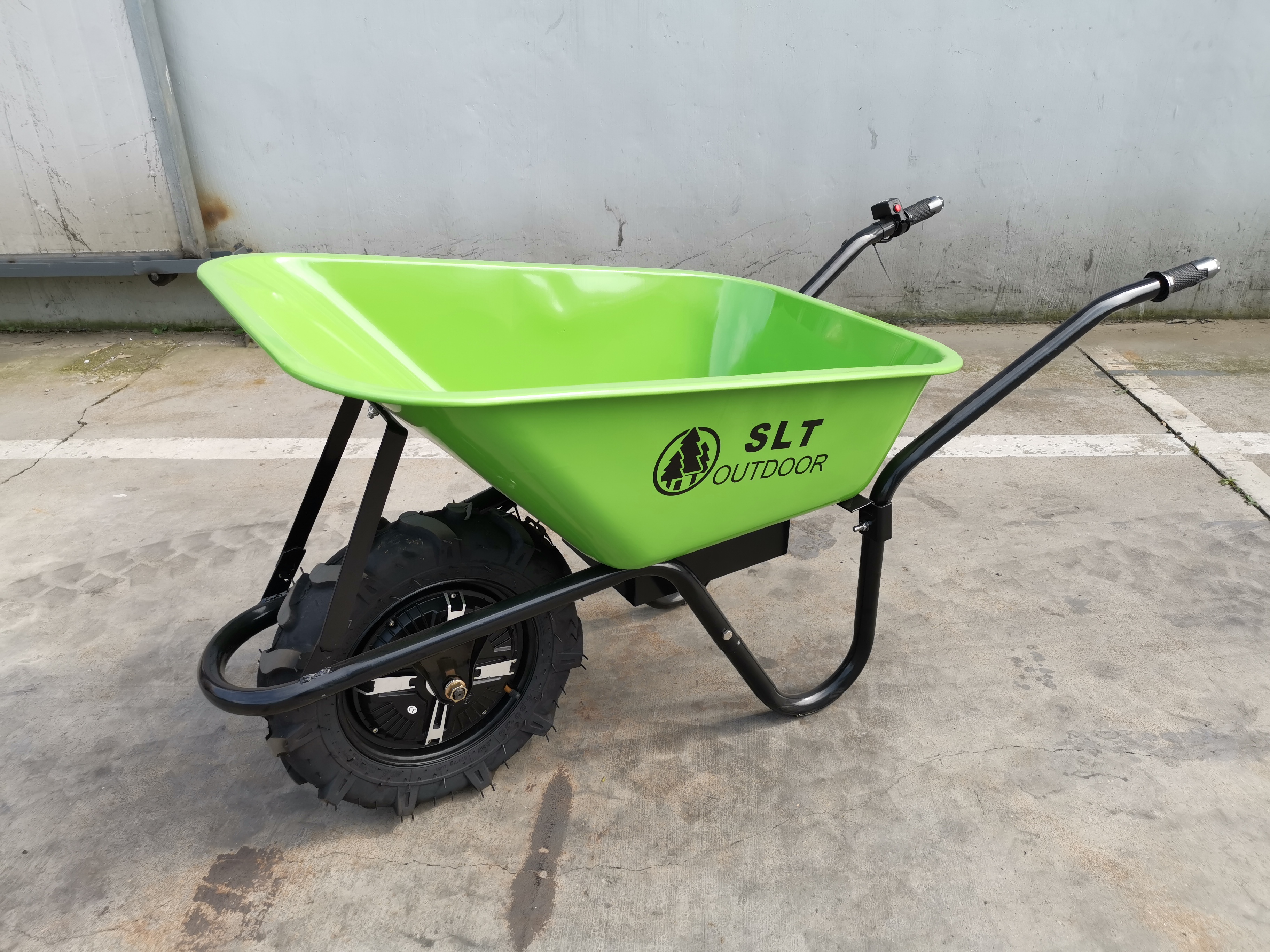 QINGDAO XINSHILI WHEEL PRODUCTION CO.,LTD. – matriz de metal 2