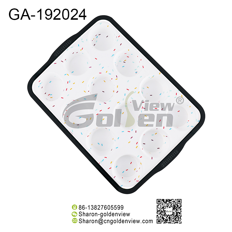 Silicone bakeware